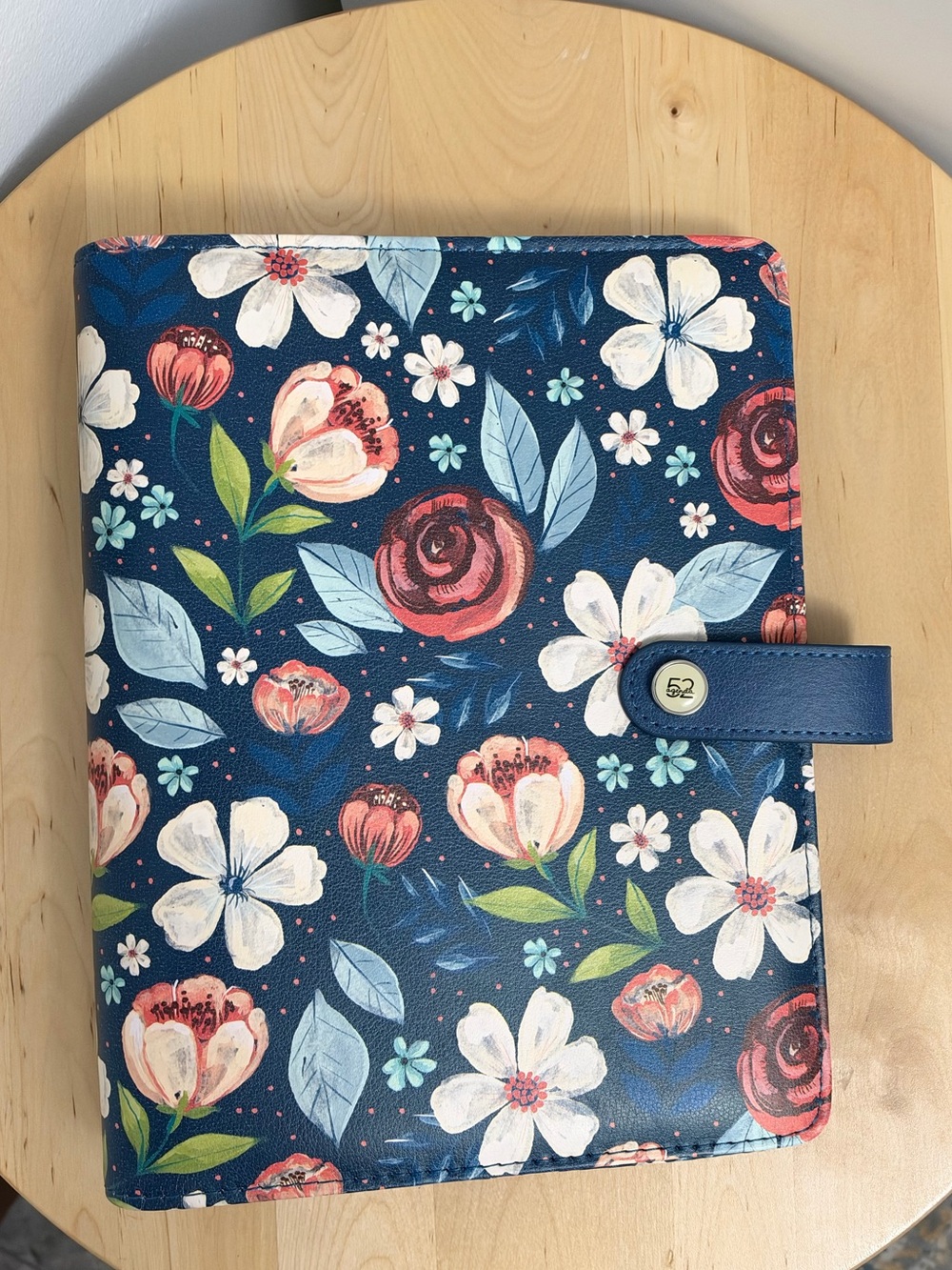 Floral Navy Planner Cover with Closure - Agenda 52